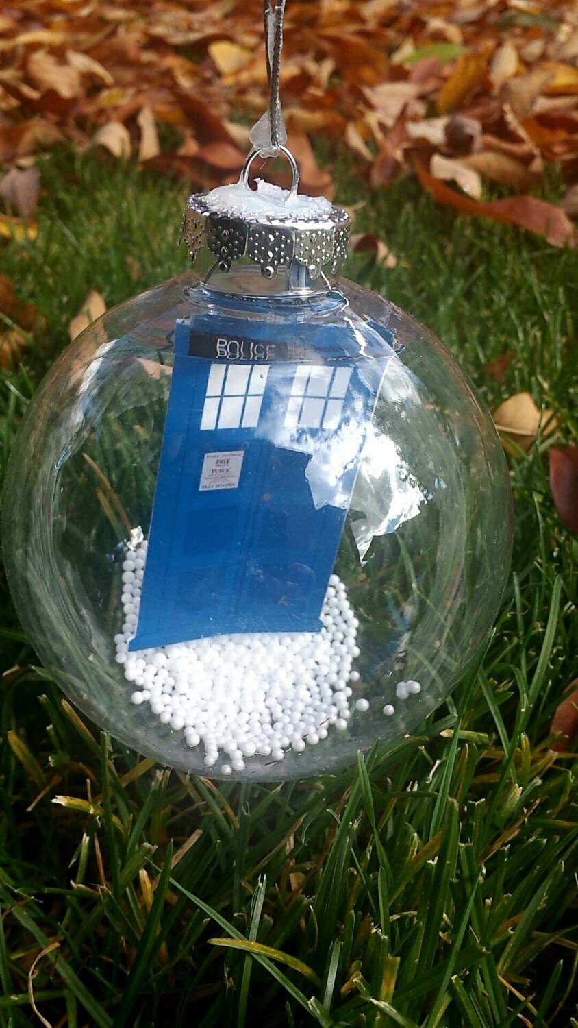 Doctor Who Inspired: TARDIS Ornament