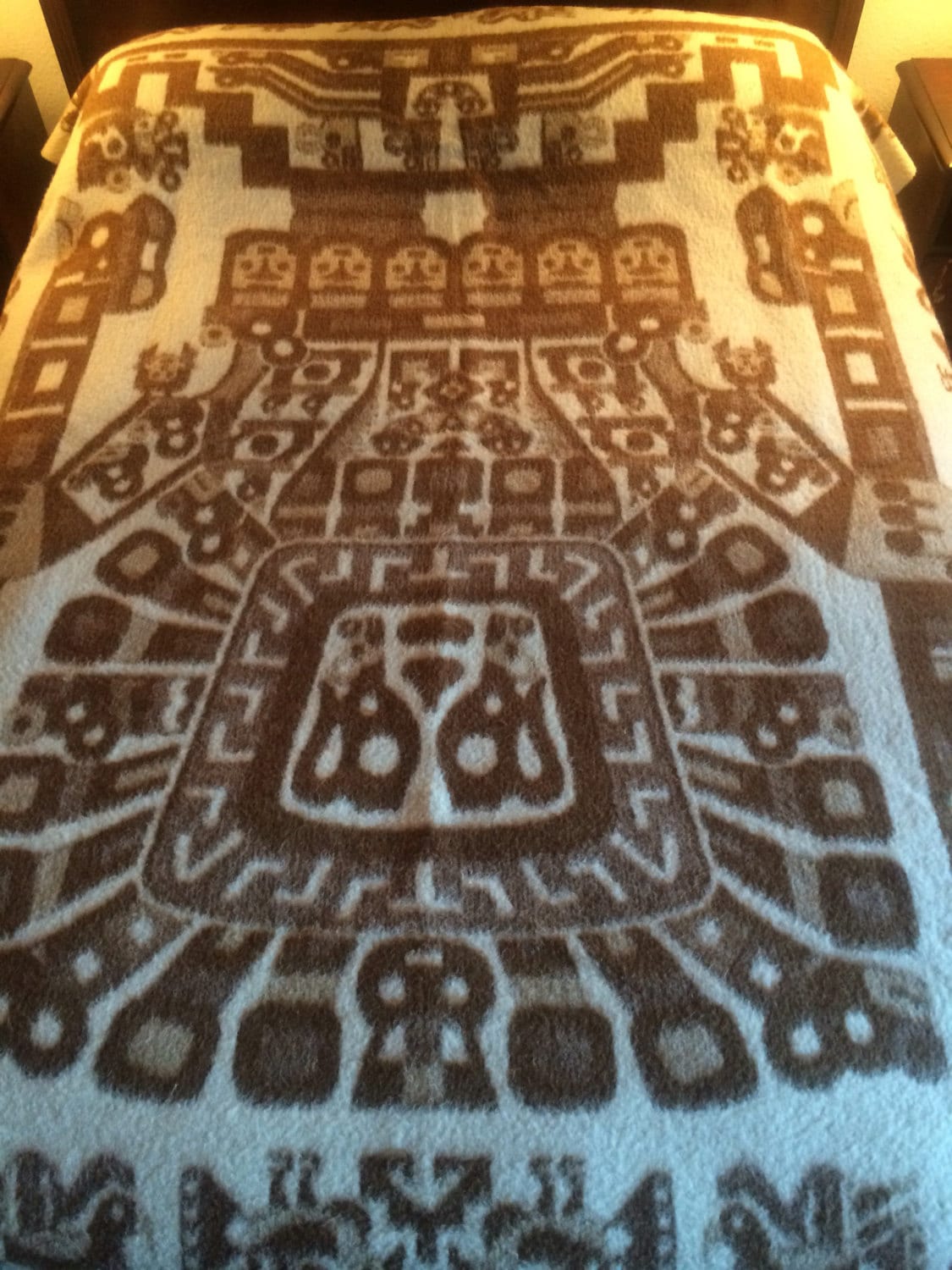 HUANCATEX Peruvian 100 Llama Wool Blanket