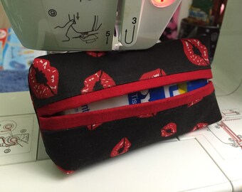 Pocket Tissue Holder (Tissues Included)
