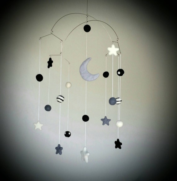 Baby Mobile Newborn Black and White mobile