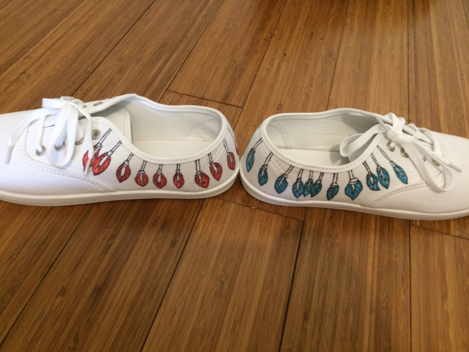 Handmade feather designed shoes red/blue by CustomShoesDesign