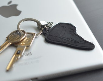 Yeezy 750 "Triple black"