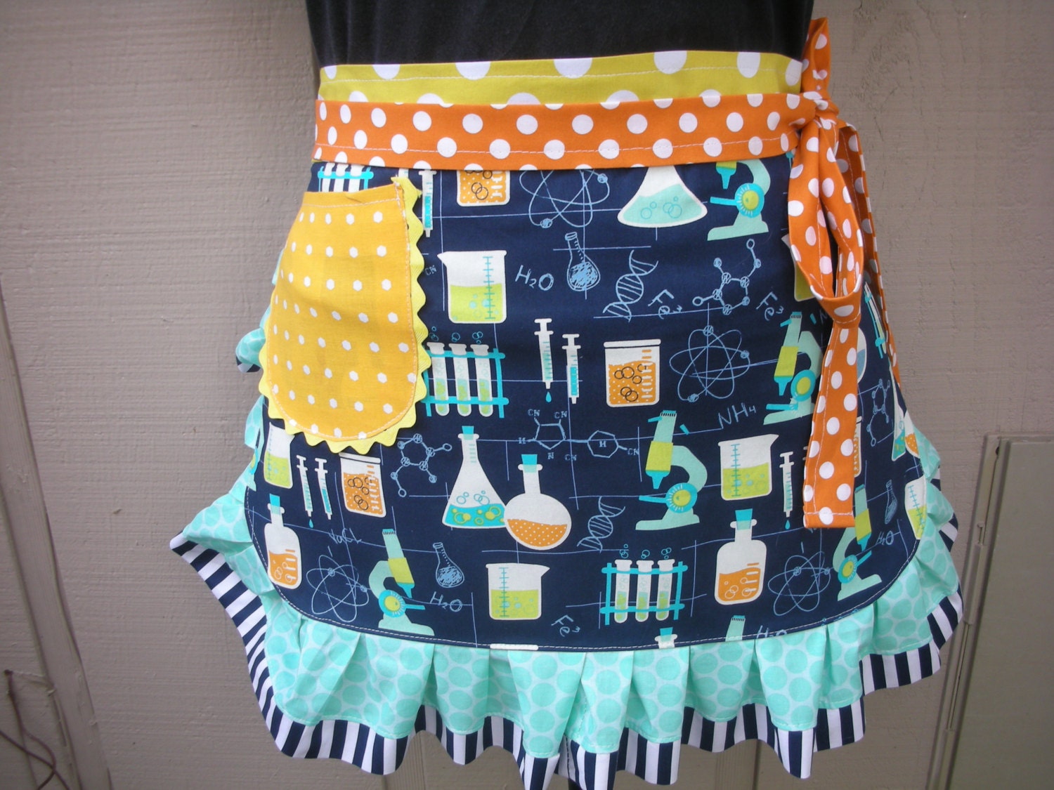 Womens Aprons Science Teachers Aprons Science Lab Aprons