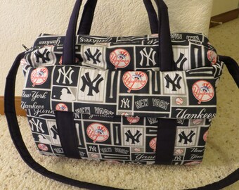 New York Yankees Diaper Bag with changing pad by EMIJANE