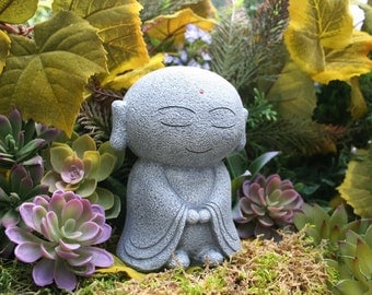 Jizo Statue - Garden Jizo Buddha - Jizo Bodhisattva, Guardian & Protector of Women, Children, Travelers, and Other Voyagers