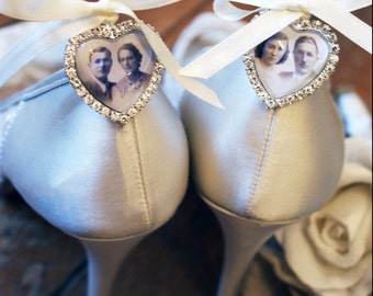 Rhinestone heart Photo Charm, Photo shoe charm, Memorial Photo Shoe clips, Bridal Shoe Charm,Wedding Shoe Photo Charms,