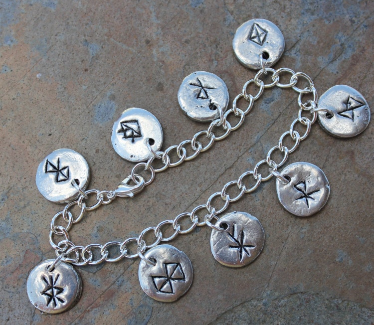 Anglo Saxon runic charm bracelet bind runes by RowanOliviaJewelry