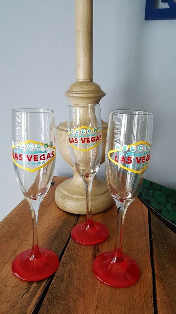 Welcome to Las Vegas champagne flutes Bachelorette party Girls Vacation, Vegas Vacation