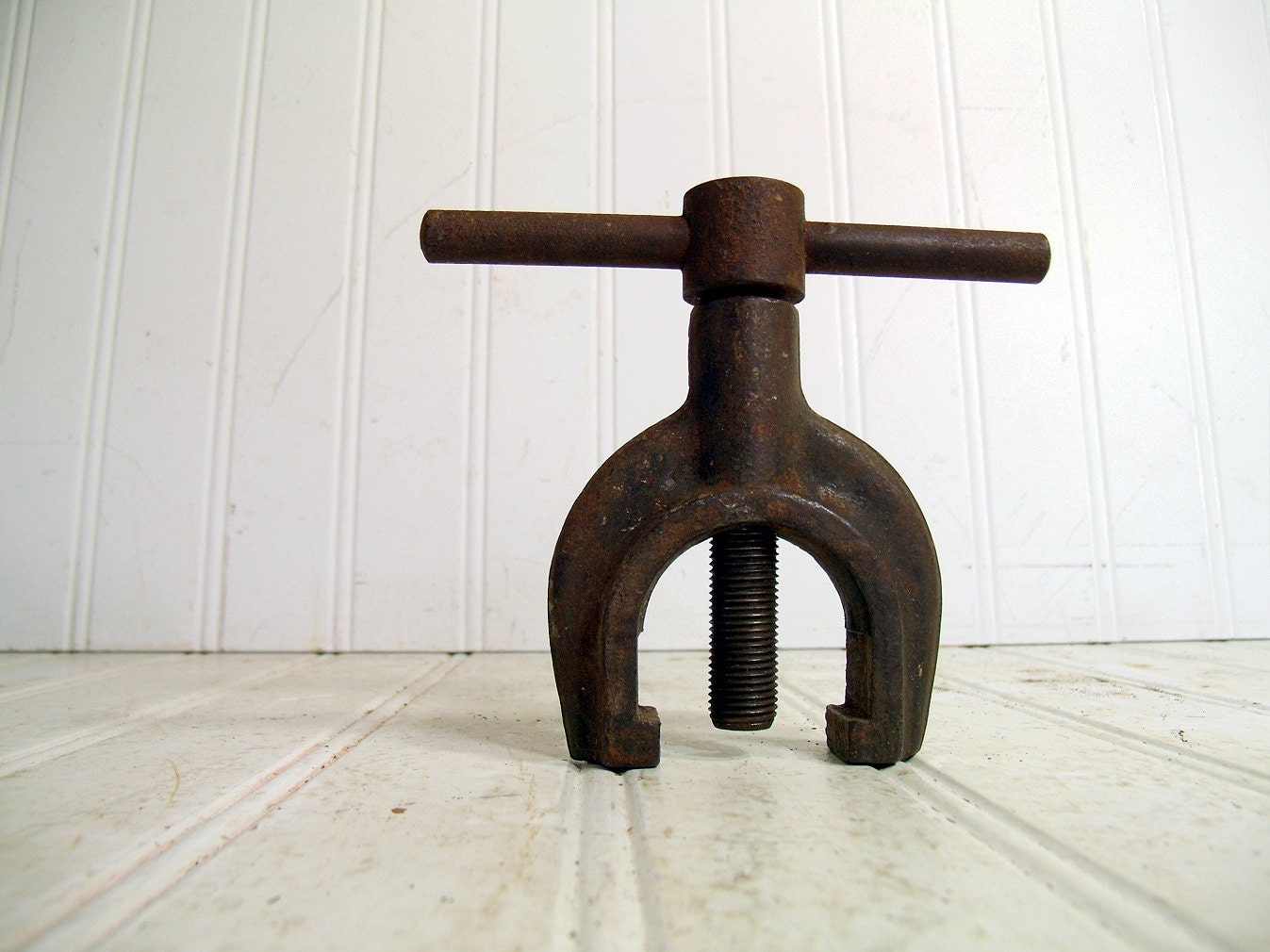 Antique Cast Iron Gear Puller - Old Car Forged Metal Adjustable Gear