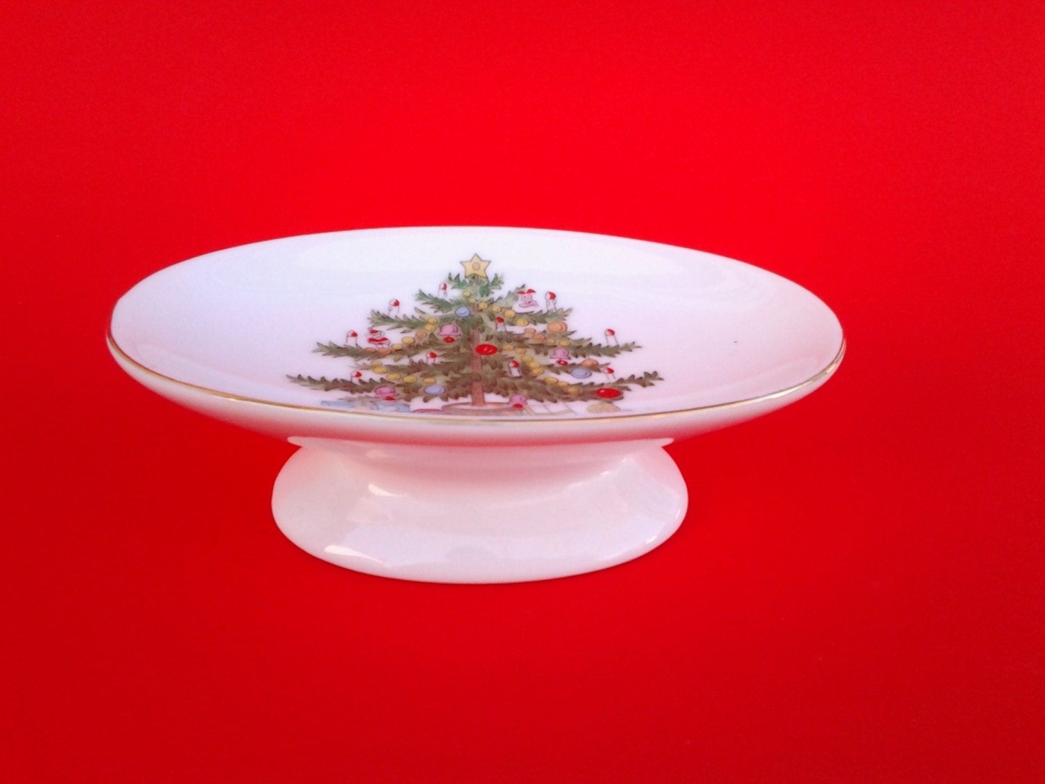 Vintage Christmas tree soap dish footed soap dish