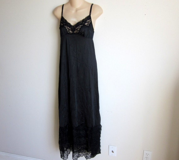 Vintage full slip long dress nylon Vassarette nightgown sexy