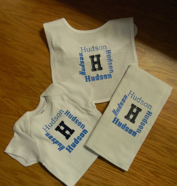 Items similar to Personalize Baby Set on Etsy