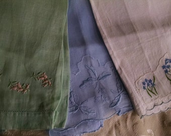 Hand Towel Trio/ Guest Towels/ Embroidered Tea Towels