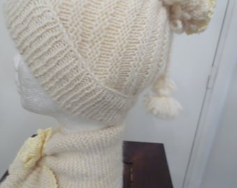 Ensemble VANILLE (bonnet + écharpe) tricotés en mohair et laine 6/8 ans , création Misty Tuss Tricote