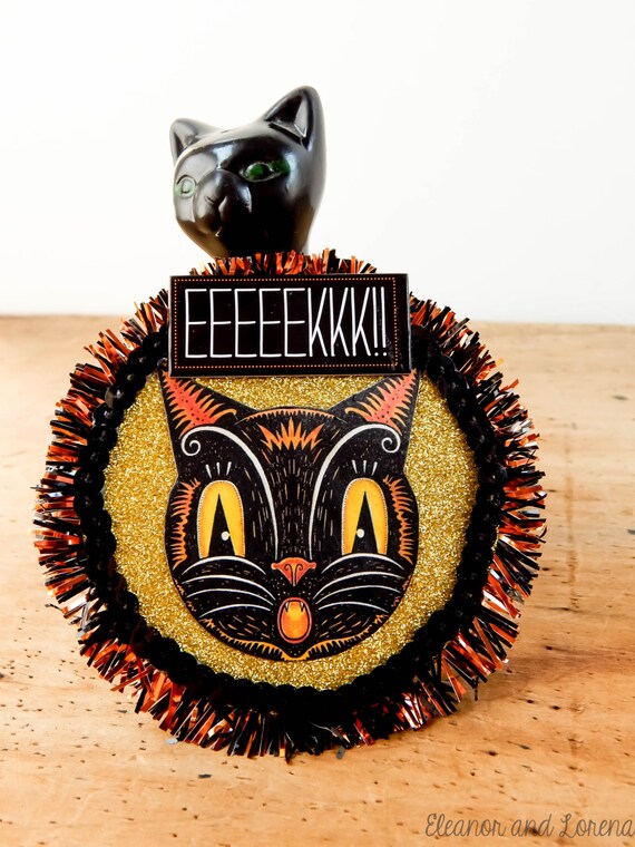 Mixed media vintage kitschy cat halloween brooch / vintage