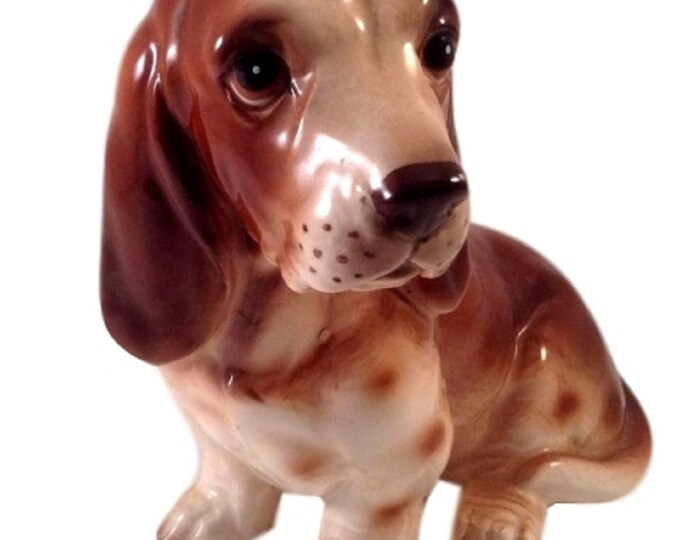 Beagle Dog Figurine, Hound Dog Statue, Gift for Dog Lover, Gift For Christmas, Pet Memorial, Made in Japan