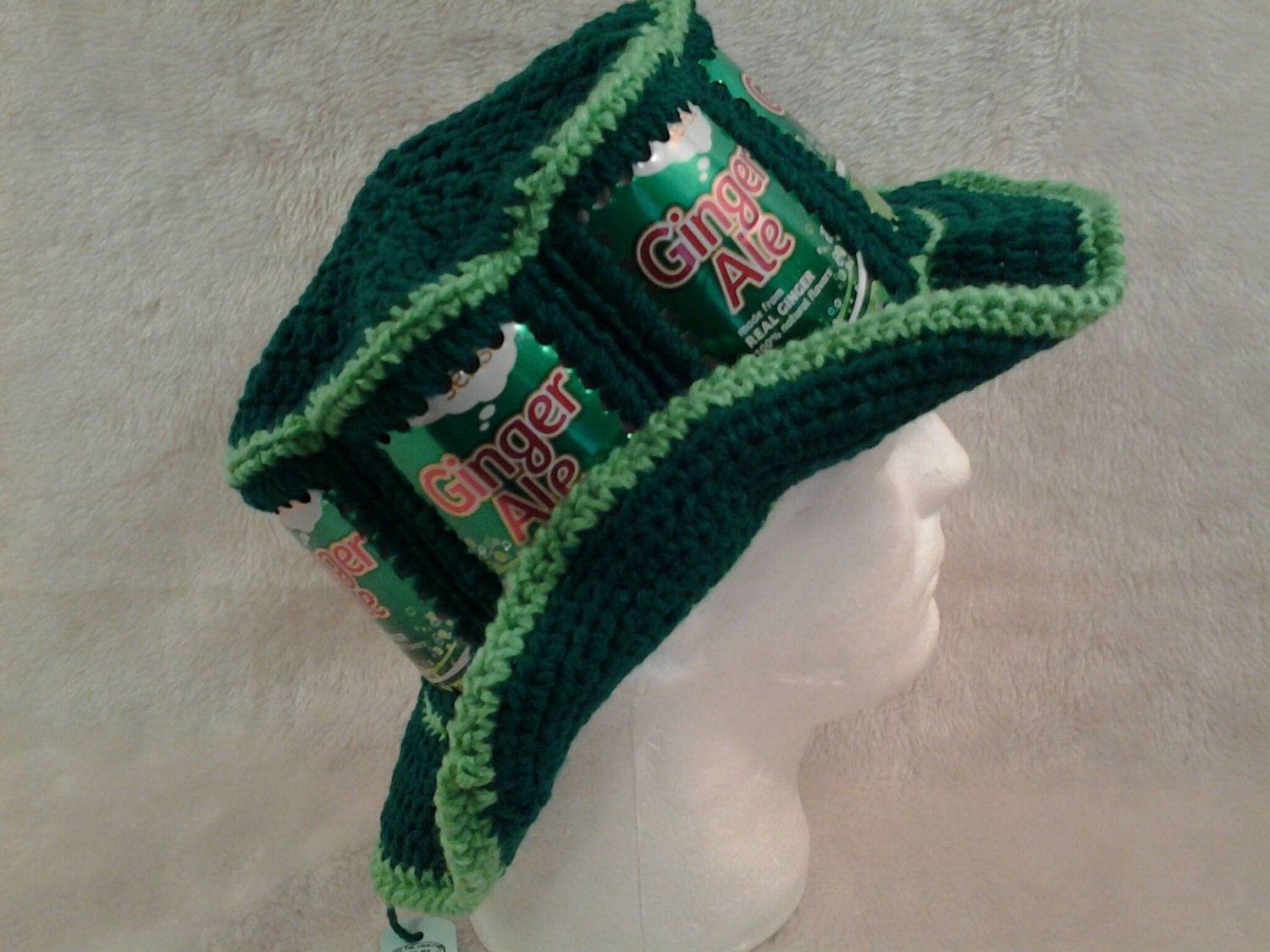 New Crocheted Smart Sense Ginger Ale Soda Can Hat 7 Can