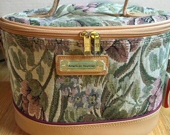 American Tourister Oval Top Handle Lavender Floral Tapestry Zippered Train Case Carry-On Bag Travel Luggage