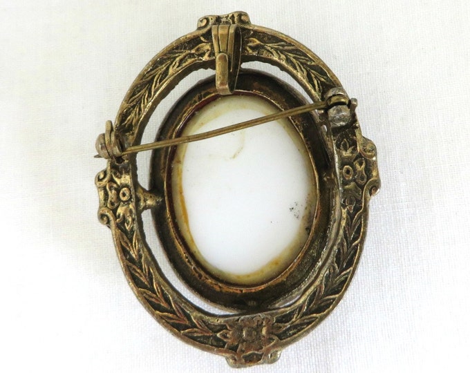 Vintage Cameo Brooch, Black & White Cameo Pendant, Gold Tone Pin-Pendant