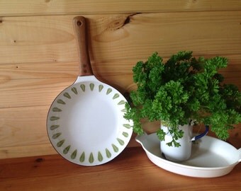 Vintage Cathrineholm Green and White lotus leaf Small Skillet - Teak Handle -Traditional Style - Stunning
