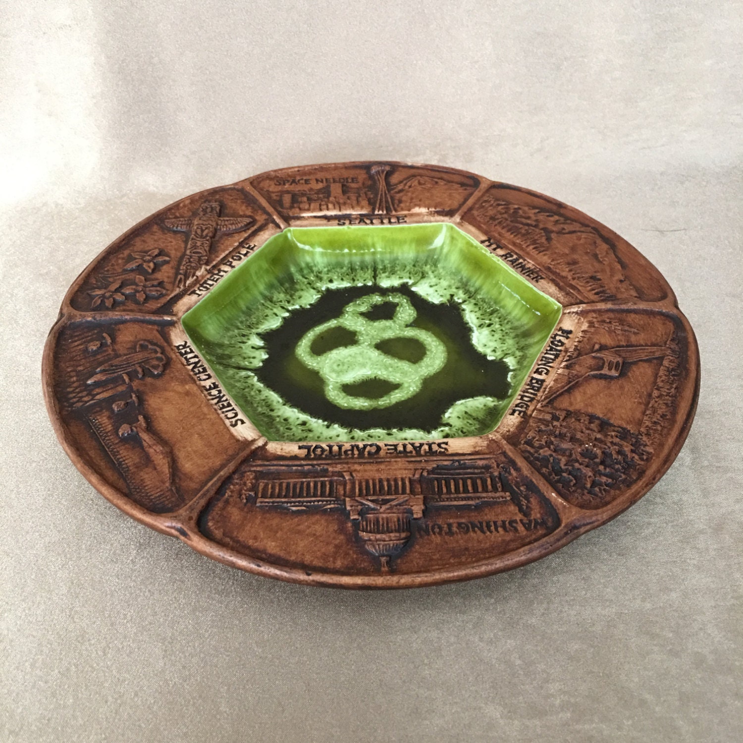 Treasure Craft Seattle Ashtray Green Enamel Center Seattle