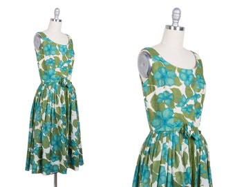 Vintage 1950s dress // 50s garden party dress