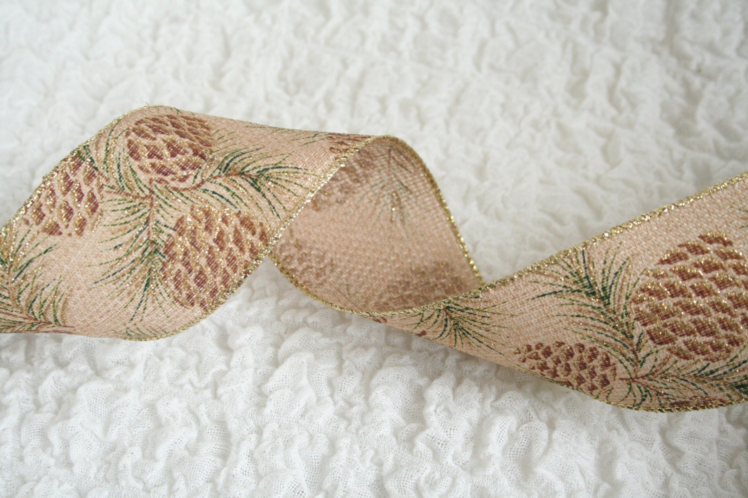 5 YARDS Burlap Look Christmas Ribbon With Pinecones 2 5