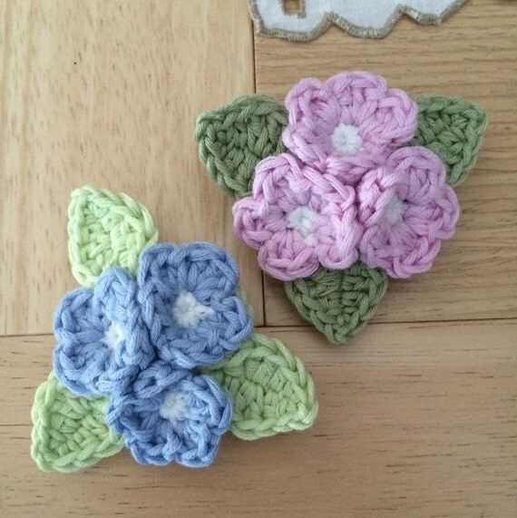 Crochet Flower Brooch / Apple by