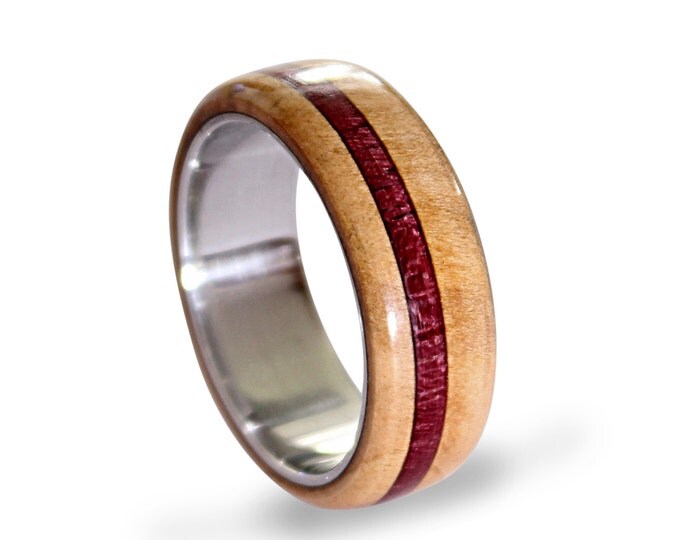 Titanium men ring with beech wood and amaranth wood inlays