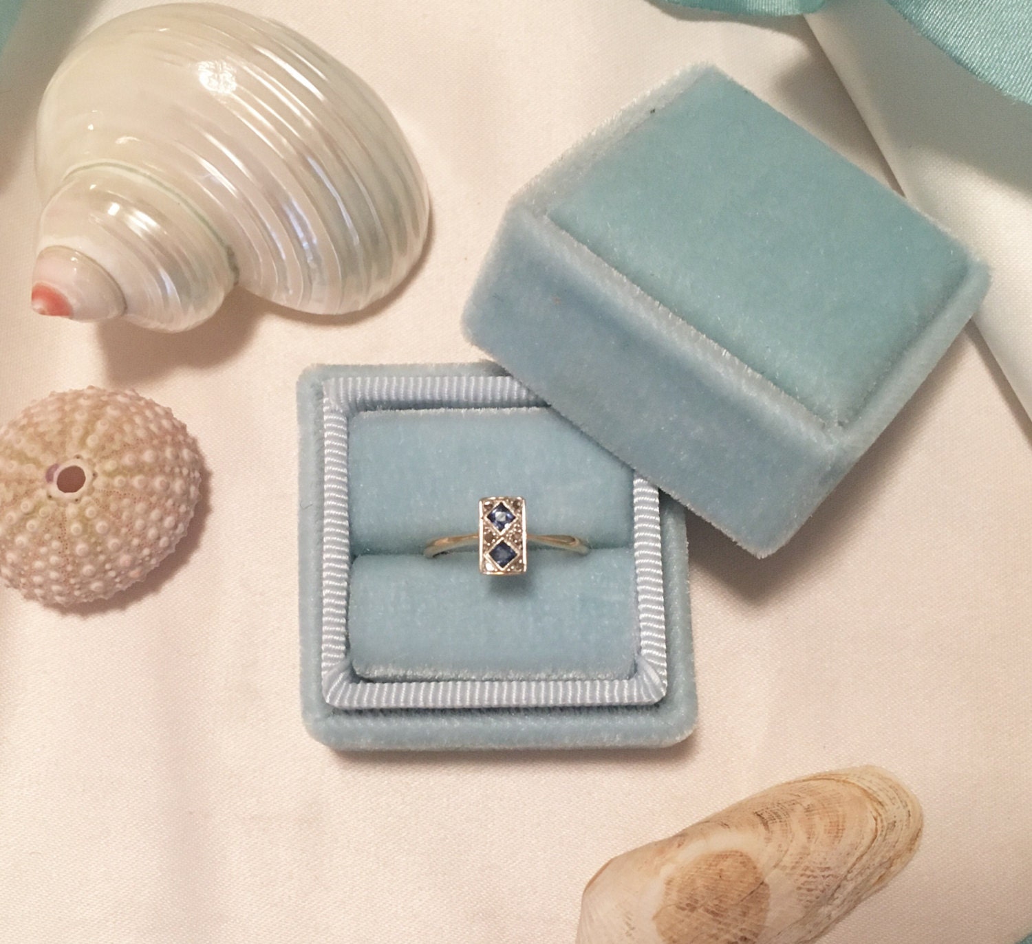 Ring Box in Vintage Blue Velvet Light Blue by TheFamilyJoolz