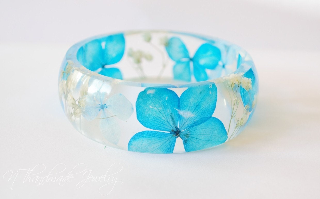 Blue real flower resin bangle resin bracelet real flower