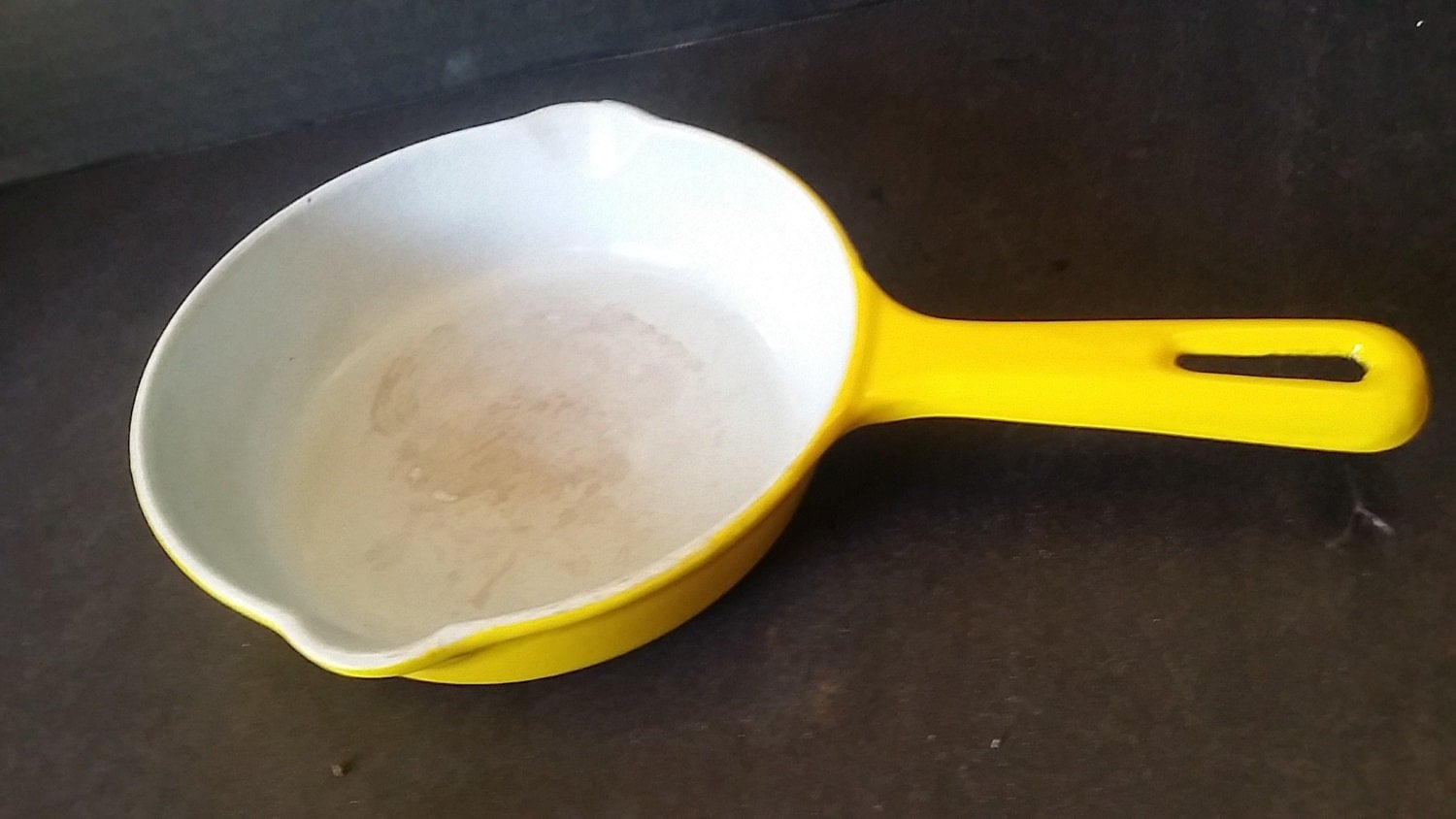 Enamel Cast Iron Yellow Skillet Frying Pan 6.5 by TiendaPatina