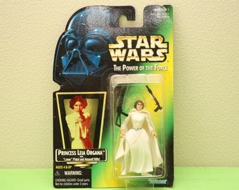 Star Wars - Princess Leia with Laser Pistol & Assault Rifle Action Figure - New in Original Box!