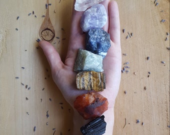 Raw Chakra Stones 7 Chakra Stone Set Meditation Stones 7 Chakra Crystal Set Rough Chakra Set Seven Chakra Stones Altar Crystals Yoga Stones