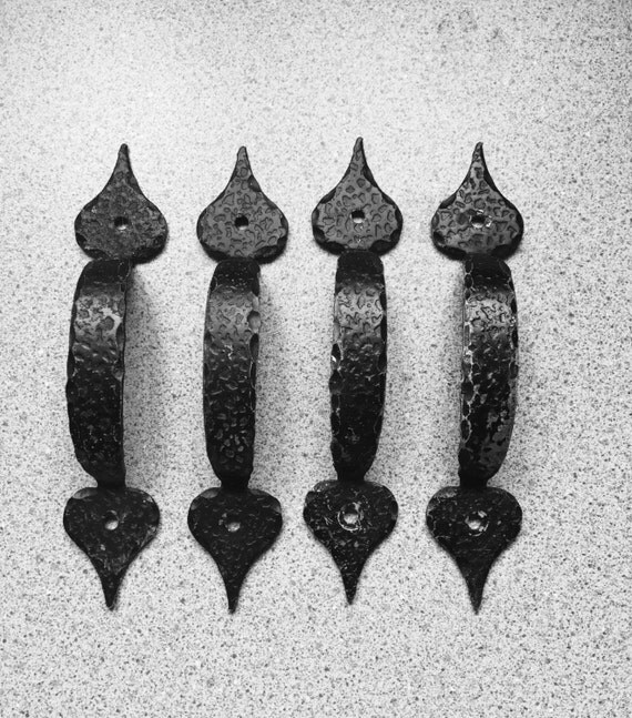 Black Metal Drawer Handle Colonial by Speckadoos