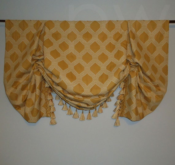 Stationary London Shade Valance Inverted Box Pleat Gold White