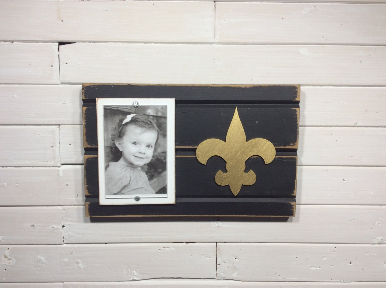New Orleans Saints picture frame holds 4x6 photo