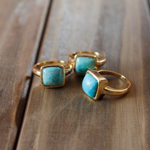 Square Turquoise Gold Ring/ Size 6 Gold Setting/ by EwelinaPas