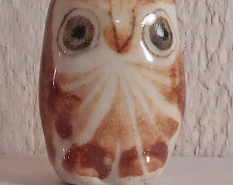 Folk art pottery owl vintage animal figurine 1970s miniature Mexican bird