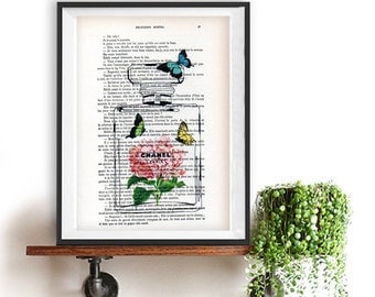 Chanel bottle flower butterfly print, vintage paper, vintage flower poster illustration, flacon chanel fleurs Weinlese Blumen Schmetterling