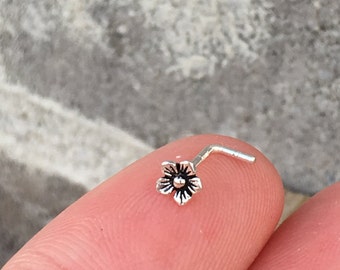 20 gauge L shape sterling silver flower nose stud.