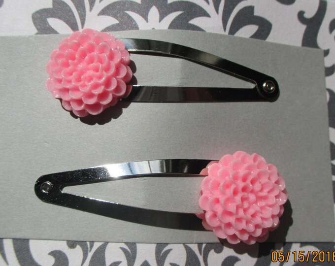 Pink flower barrettes-childrens hair clips-flower girl barrette-little girls Rosette hair clip-pink mum barrette-pink rose wedding accessory
