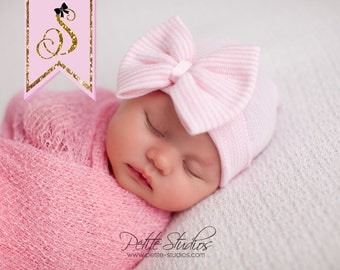 Baby girl hospital hat, Newborn girl hospital hat with bow, Coming home baby girl, Newborn girl hospital hat