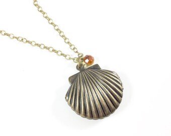Locket Necklace, Shell Necklace, Seashell Necklace Shell Pendant Necklace Nautical Jewelry Sea Shell Jewelry Ocean Jewelry Beach Lovers Gift