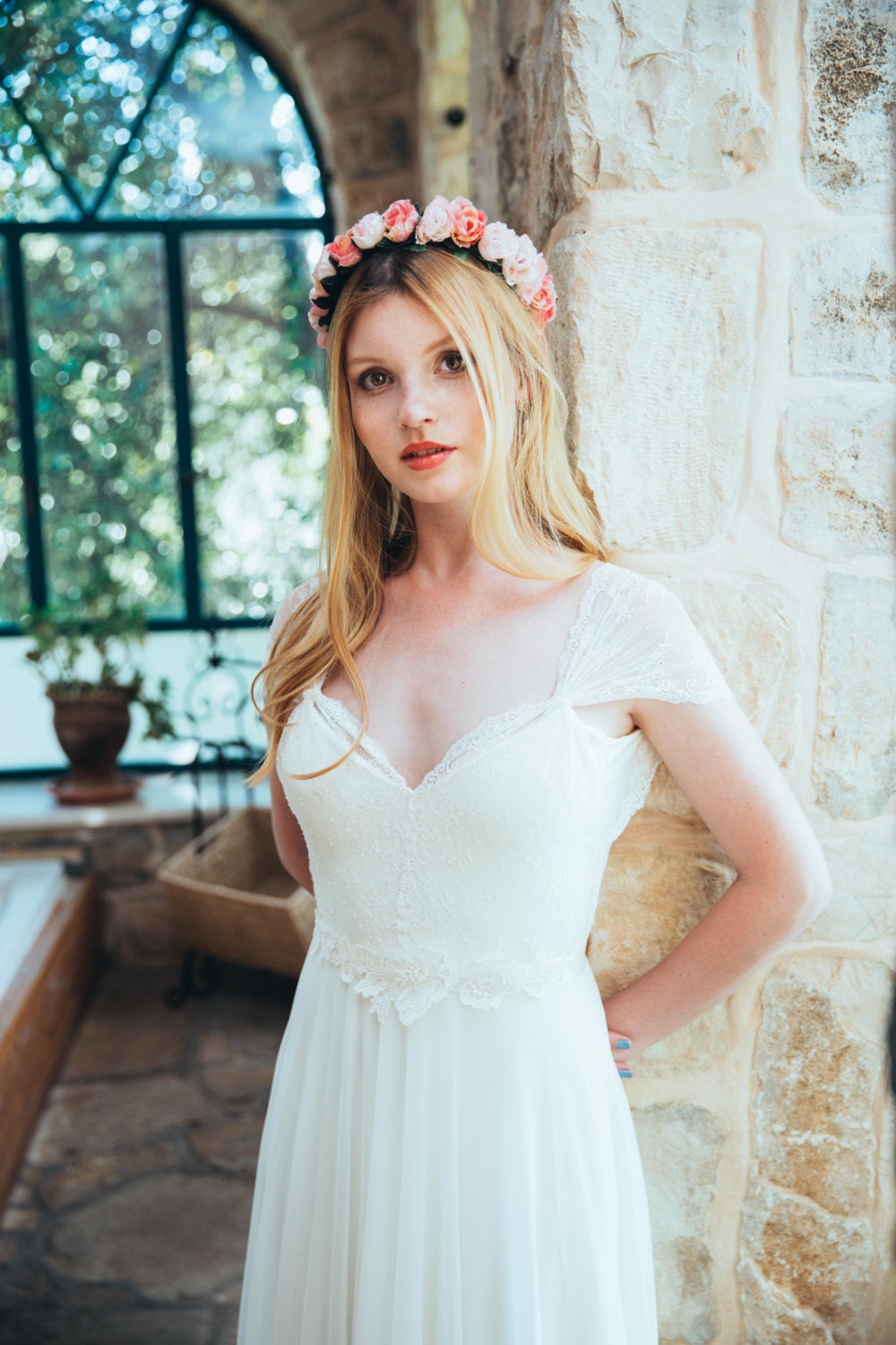 Sophia Romantic wedding dress with lace top and chiffon Sophia Romantic wedding dress with lace top and chiffon