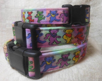 Grateful Dead / Deadhead Dog / A little Tie-Dye, a little Dancing Bear, and a whole lotta cute!