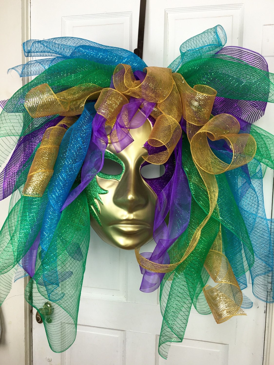 mardi gras mask for wreath