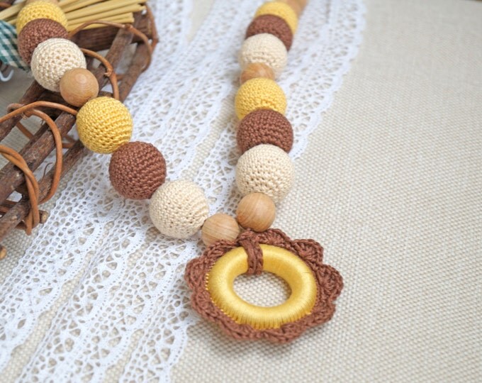 SALE - Teething necklace/ Nursing necklace/ Breastfeeding necklace / Babywearing necklace "Chocolate and Honey"