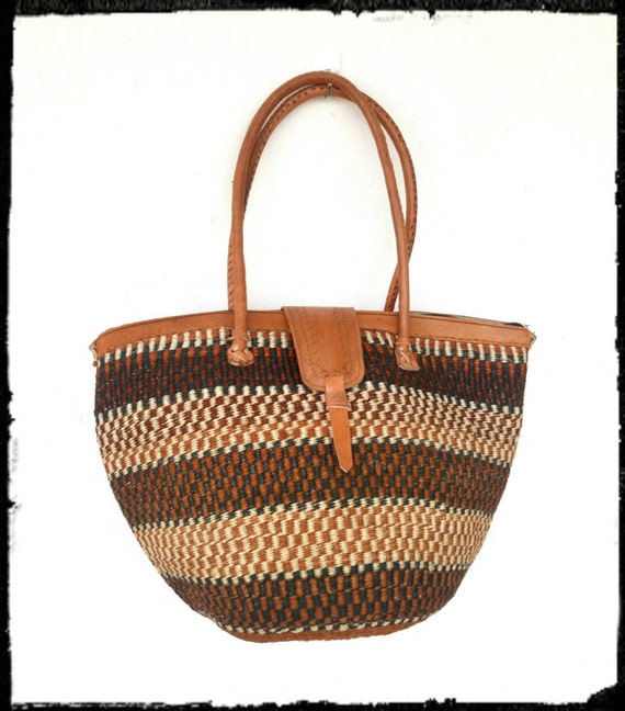 Handwoven sisal basket shopping basket picnic basket Akamba