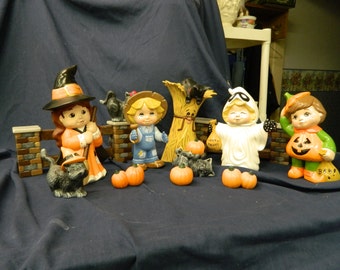 Sweet Tot Halloween Scene